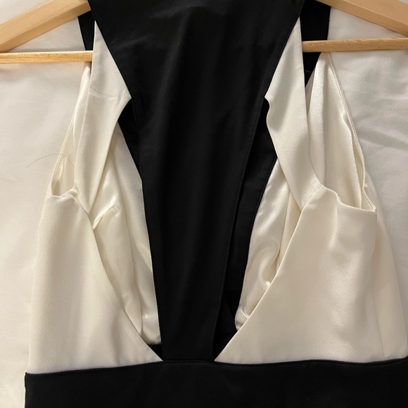 Cute Asymmetrical Mini Dress. Brand new, never worn - Picture 2 of 4